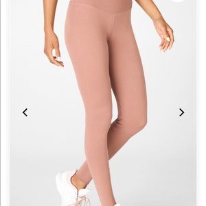 Fabletics High-Wasted Sculptknit Legging XS-Short